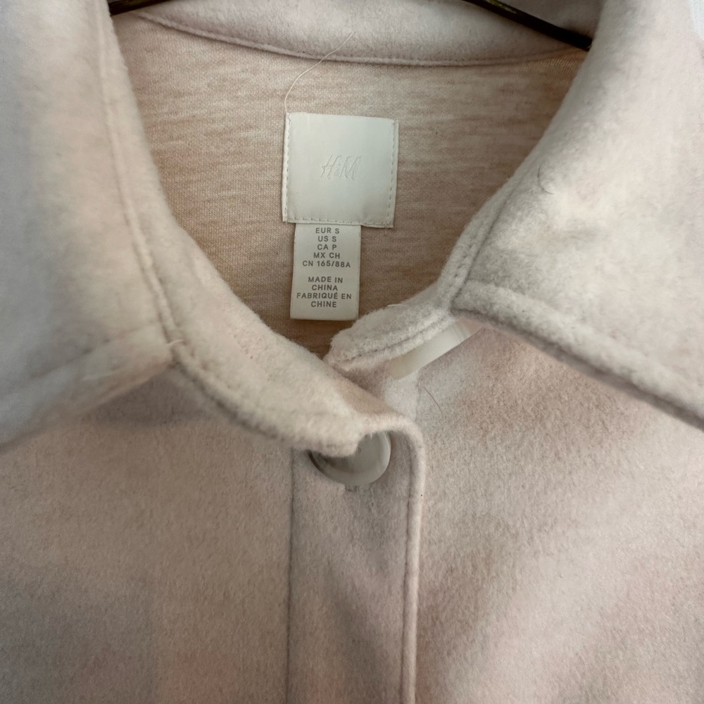 H&M shacket/shirt jacket - Picture 2 of 4